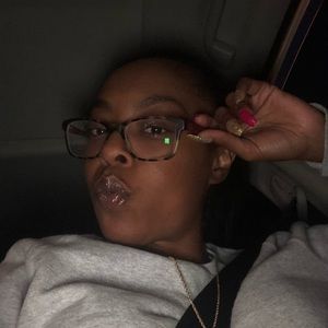 Meet your Posher, Ondrea